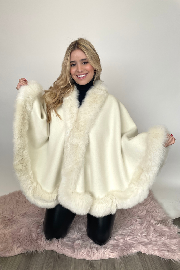 Capa FC-B101a 70cm Forrada Ivory