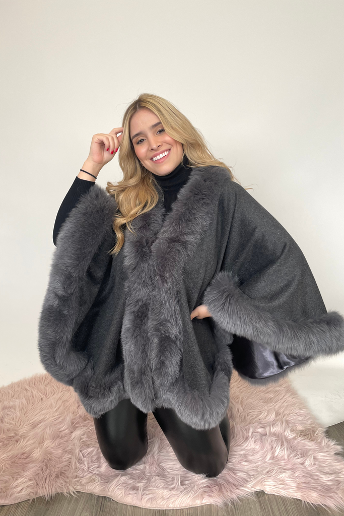 Capa FC-B101a 70cm Forrada Gris