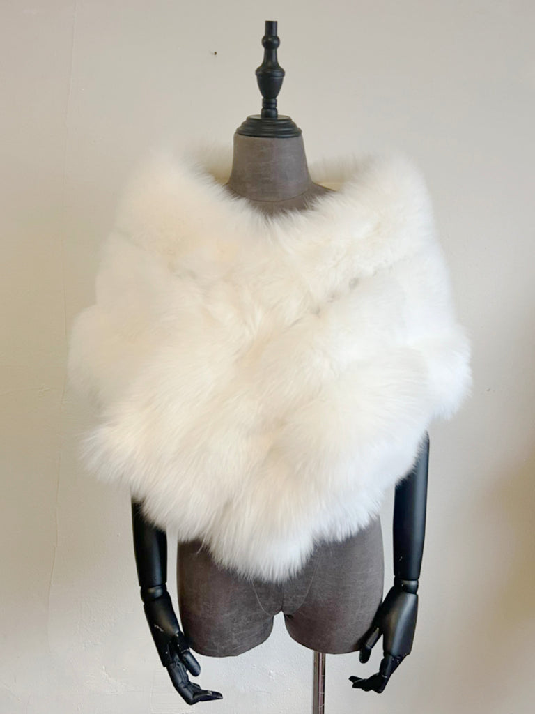 Estola FC-B117 Ivory